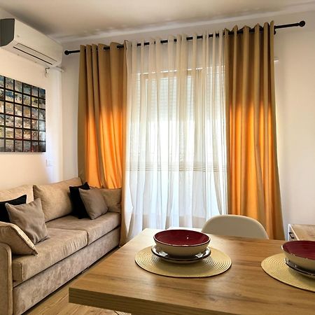 Apartment In The Heart Of Old Bazaar, Tirana - Hana Apartments 외부 사진