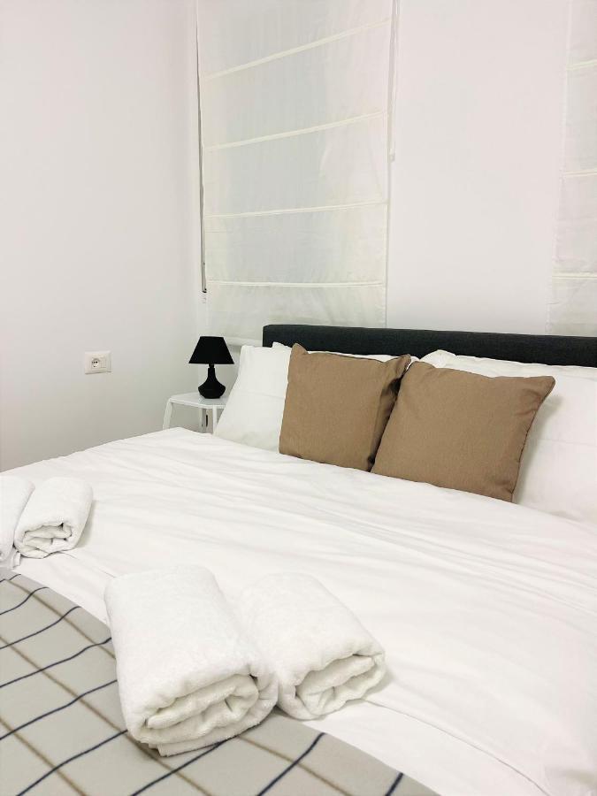 Apartment In The Heart Of Old Bazaar, Tirana - Hana Apartments 외부 사진