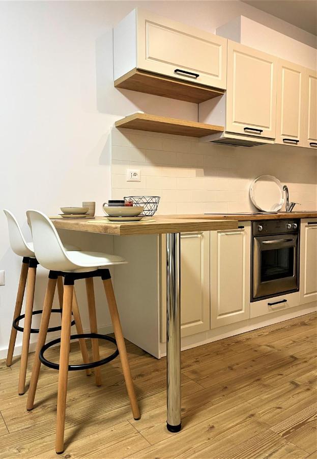 Apartment In The Heart Of Old Bazaar, Tirana - Hana Apartments 외부 사진
