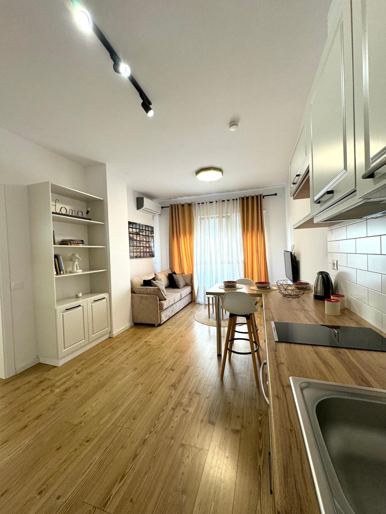 Apartment In The Heart Of Old Bazaar, Tirana - Hana Apartments 외부 사진