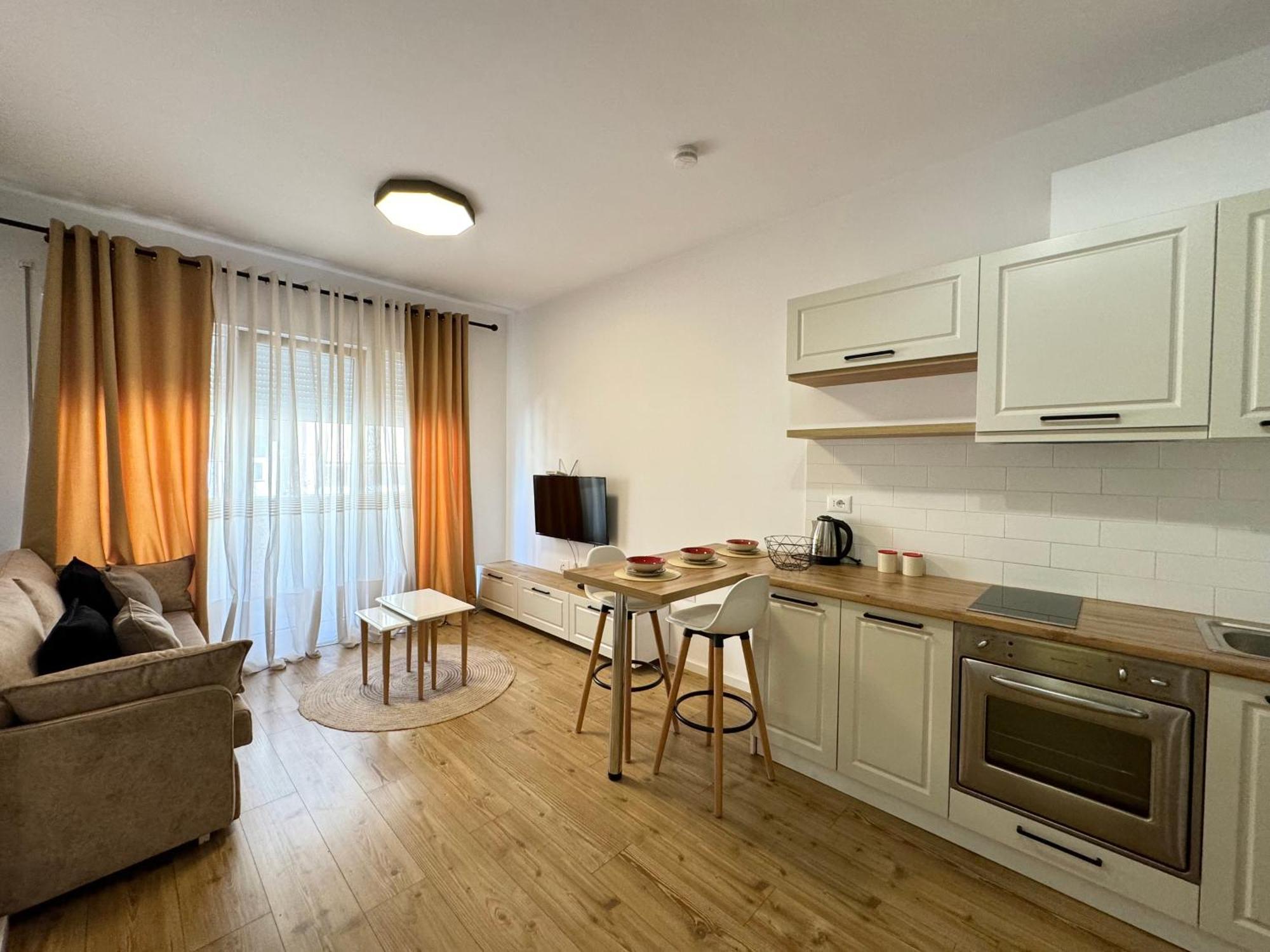Apartment In The Heart Of Old Bazaar, Tirana - Hana Apartments 외부 사진