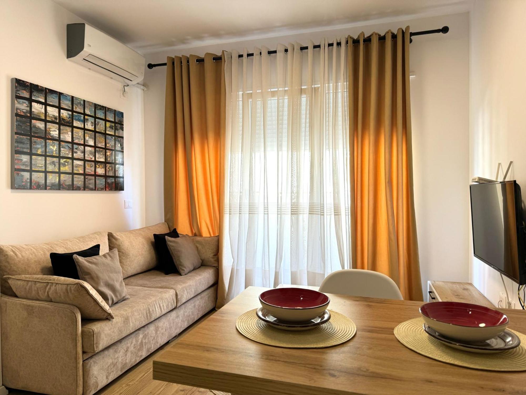 Apartment In The Heart Of Old Bazaar, Tirana - Hana Apartments 외부 사진